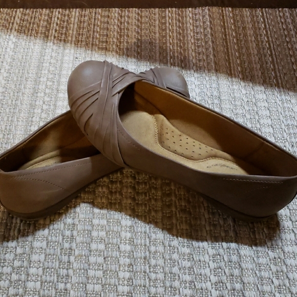 puma womens selena gomez pink phenom trainers